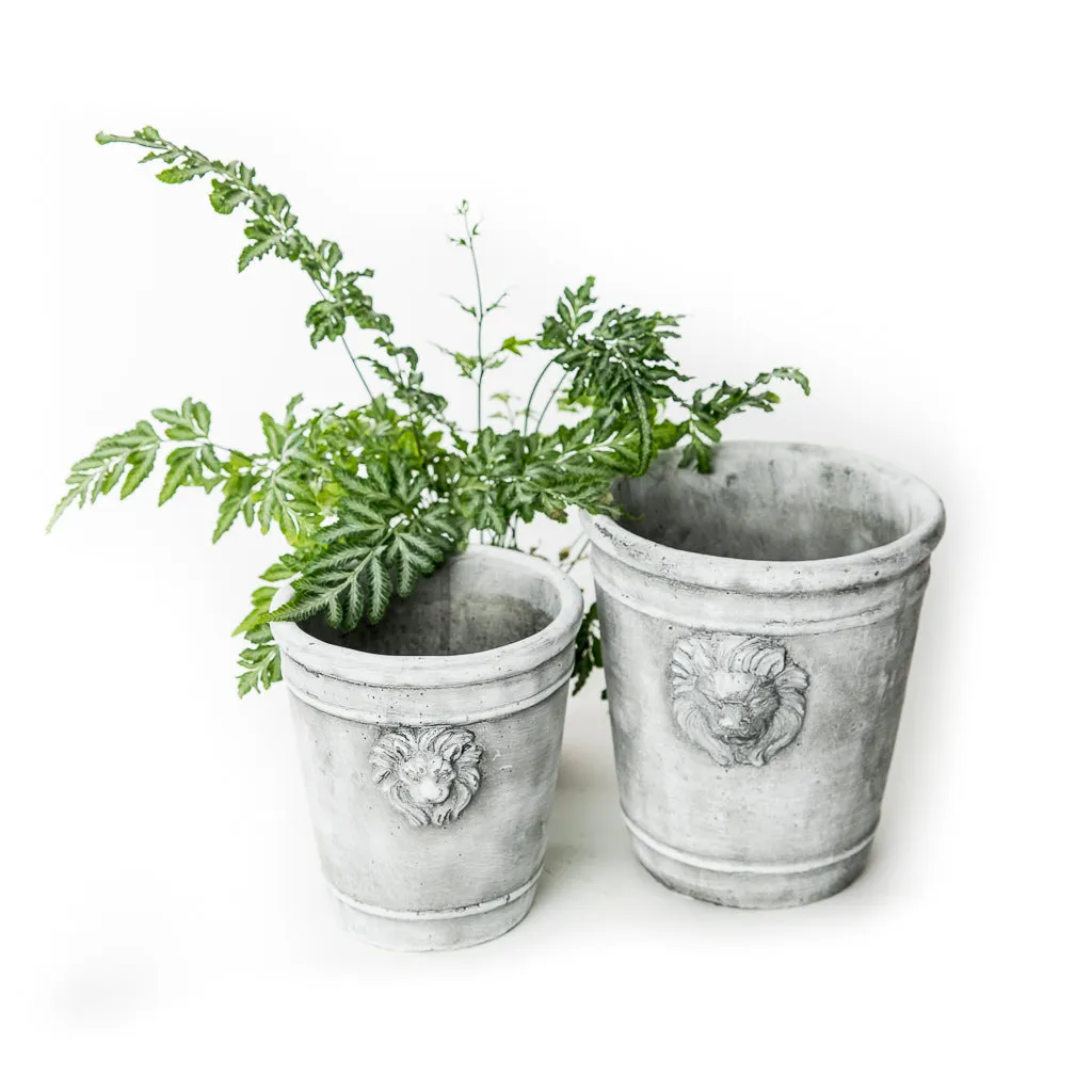 Tall Lion Head Planter